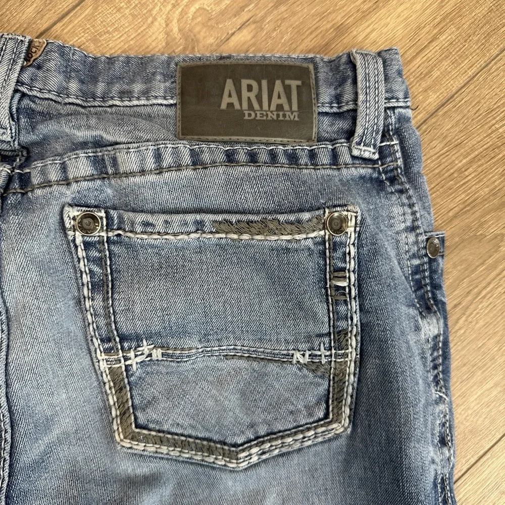 Ariat Men's Traditional, Relaxed, Boot Cut Jeans Size 34/30